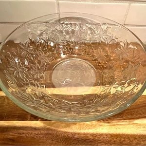 Princess House Fantasia 8 inch Round Bowl